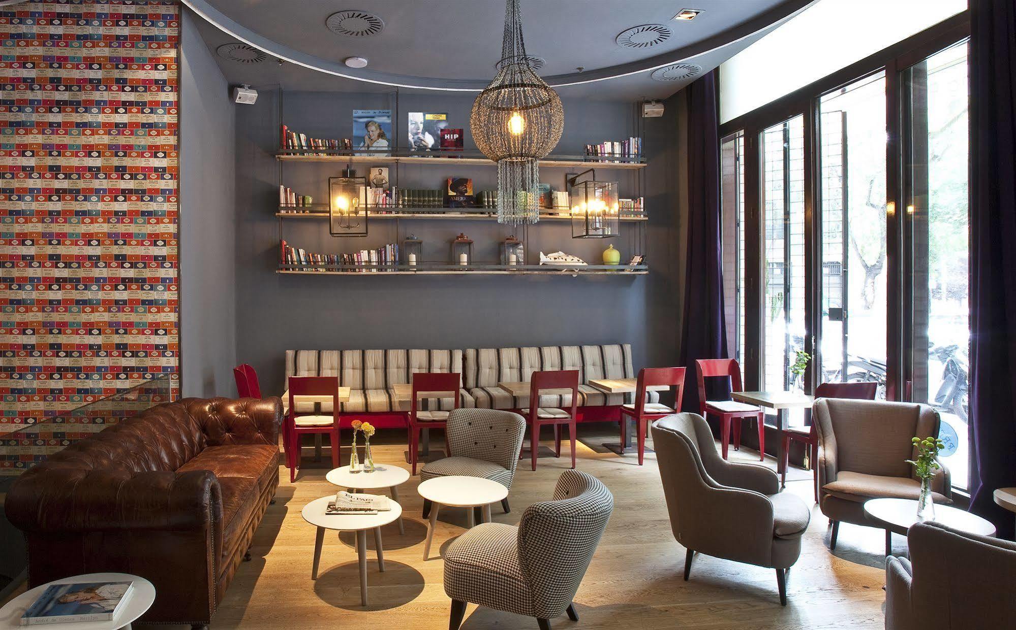 Chic & Basic Born Boutique Hotel Barcelona Bagian luar foto